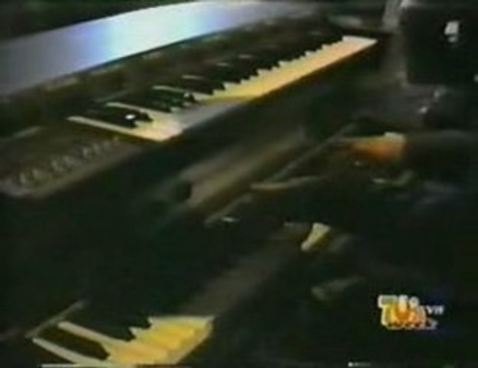 Don't it make my brown eyes blue