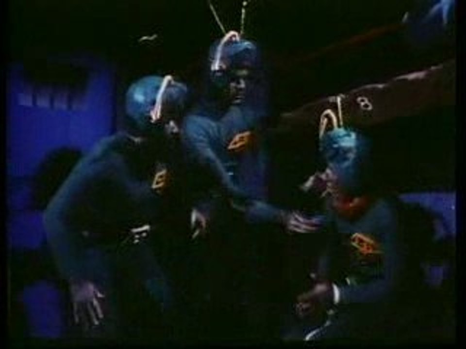 Santa Claus Conquers the Martians (1964)