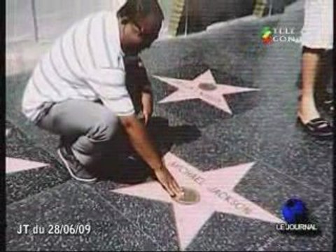 Jean Claude Gakosso rend hommage à Mickael Jackson