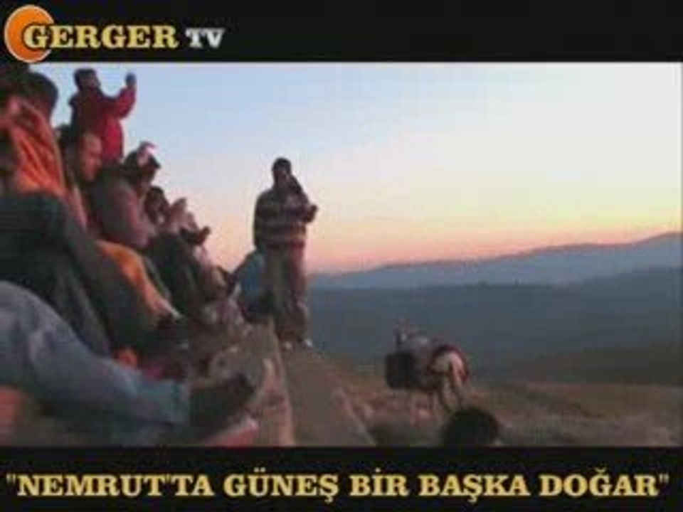 NEMRUT'TA GÜNEŞİN DOĞUŞU BİR BAŞKADIR