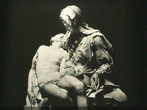 Révélations photographiques de la Pietà de Michel-Ange