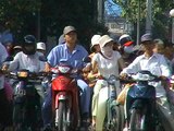 Vietnam. Das Tao der Mopeds.