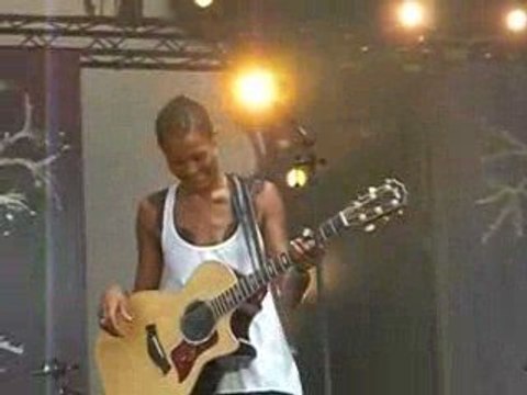 Ayo en live à Solidays