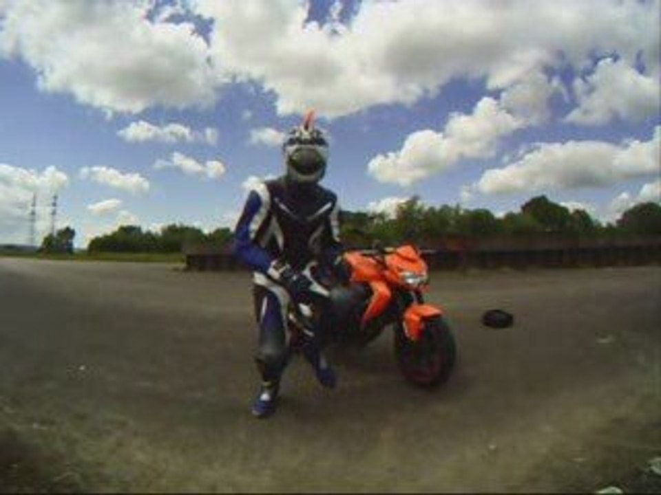 Z750 et petits delires