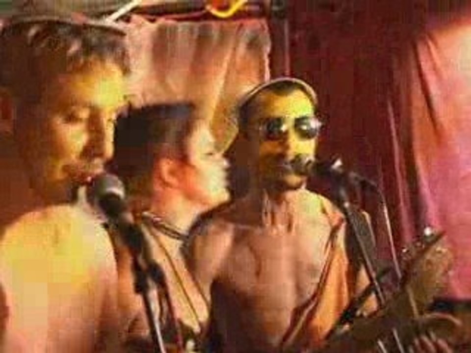 chinese happy people