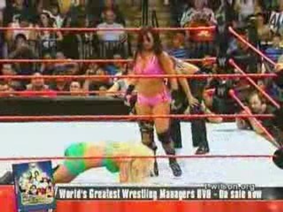 TRISH STRATUS AND TORRIE WILSON VS VICTORIA AND MICKIE JAMES