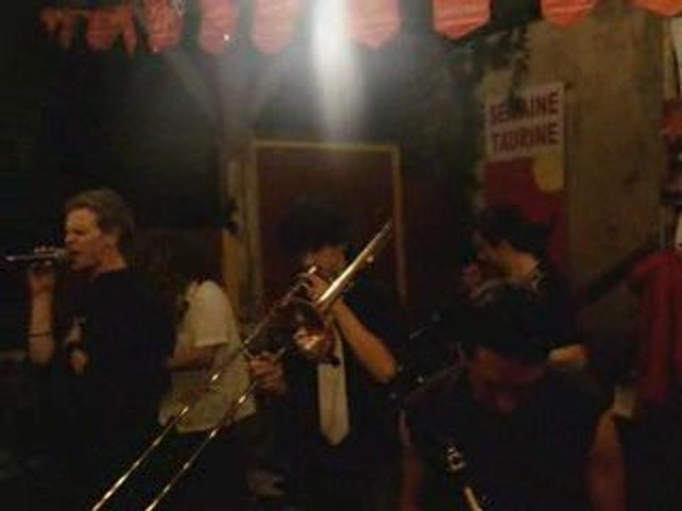 Precious Sunday Club - Jeune Aficion