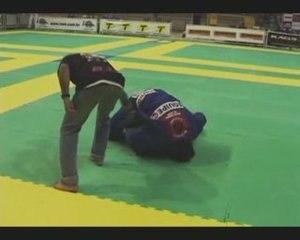 roger gracie vs comprido- world championship 2004