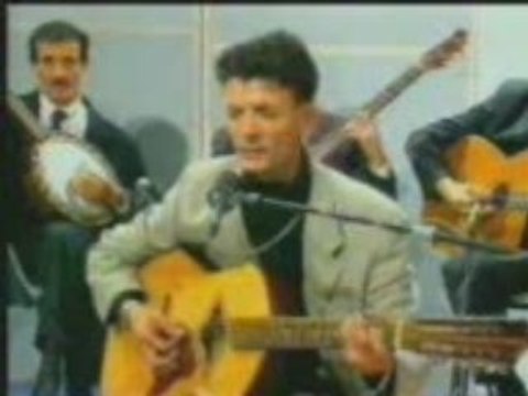 Mohamed Lamraoui ( Hommage a Kamel messaoudi )