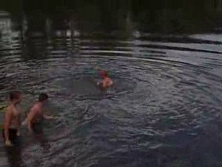 Ti rom , Roukin &² Dylan ;; Velo a leau ! :P