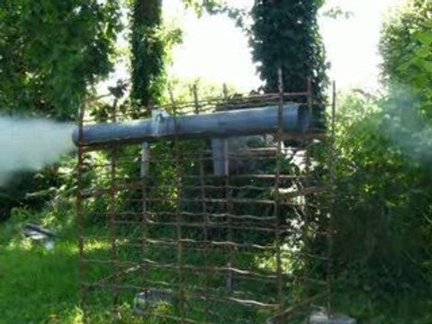 essais d'un bazooka airsoft..!