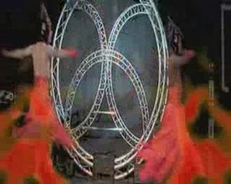 NOUVELLE REVUE SHOWTIME ARTISHOW CABARET