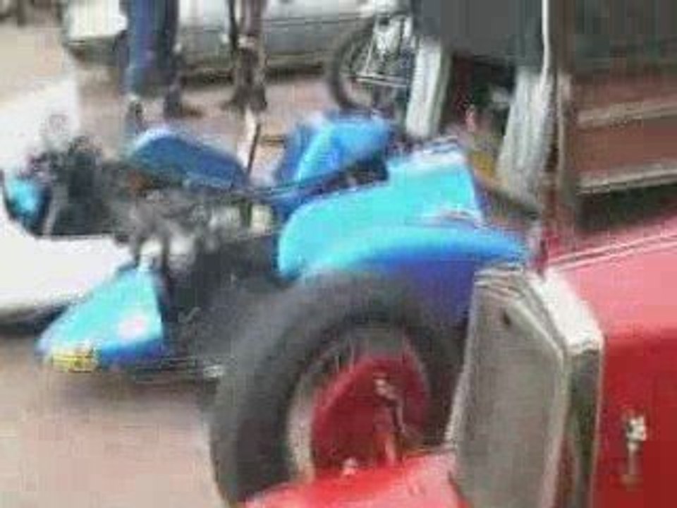 course de voitures anciennes