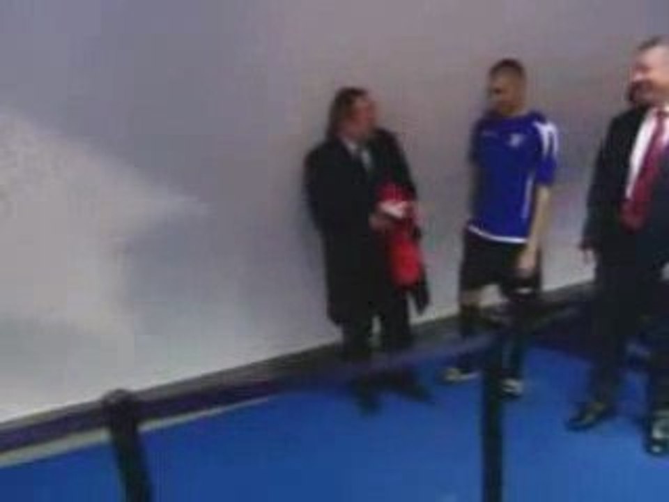 Real Madrid va faire Signés Karim Benzema (35 Million Euros)