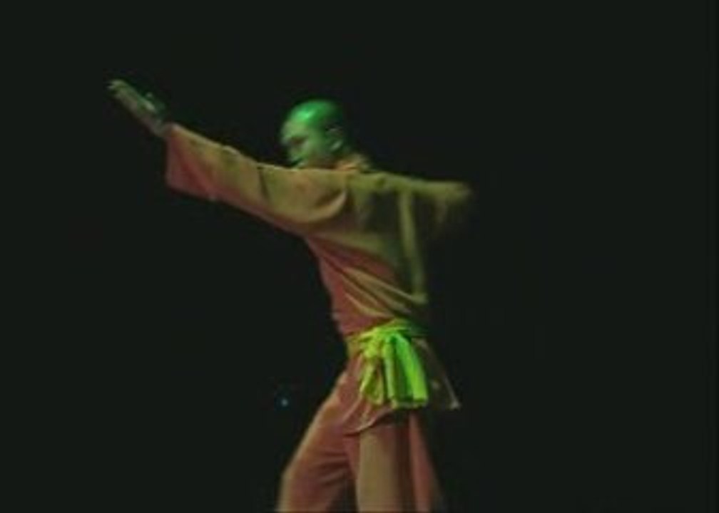 Les Pouvoirs Mysterieux Des Moines De Shaolin 4/7