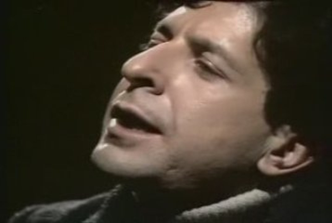 Leonard Cohen - The Stranger Song
