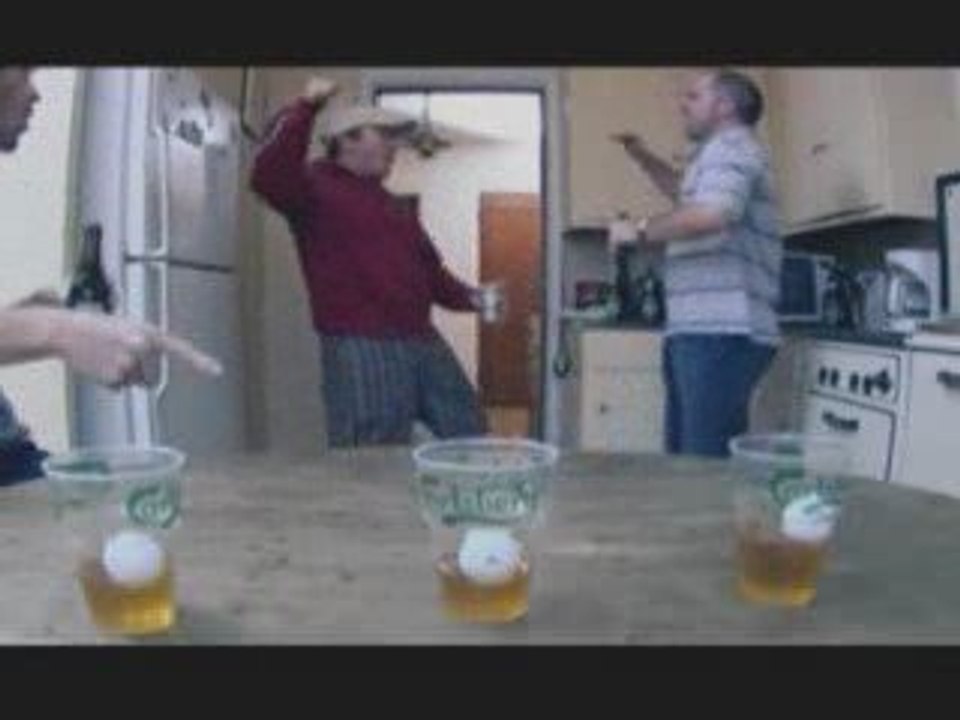 Carlsberg beer-pong - funny advert