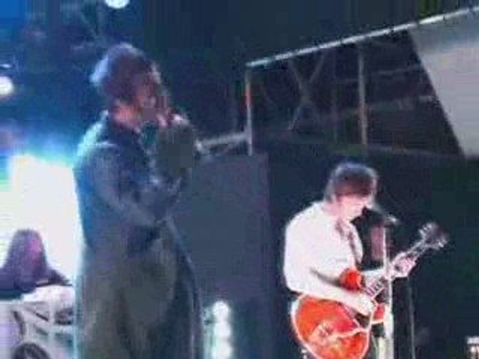 Oasis - Live Forever | HQ Live @ Vienne, France - 14.06.09