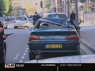 Lyon : Un  homme saute du 3ème étage du Tribunal de commerce