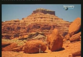 Seul face à la nature désert Moab d'Uta.1