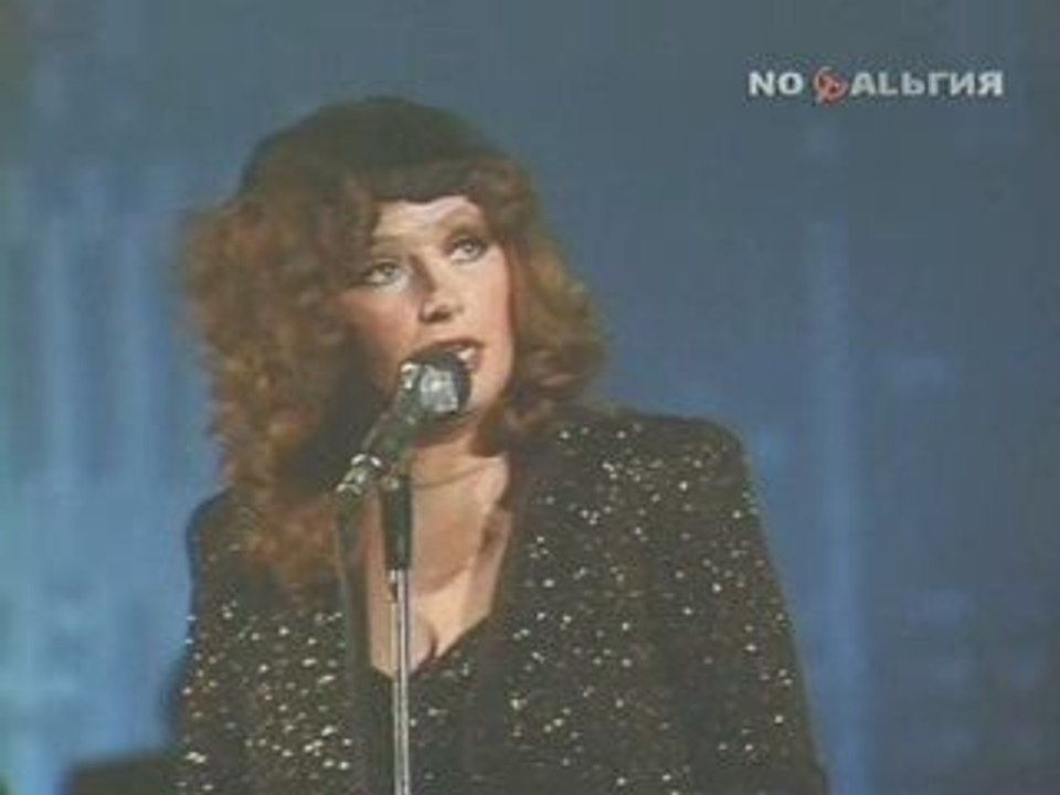 Alla Pugacheva "Starinnye tchasy" 1982