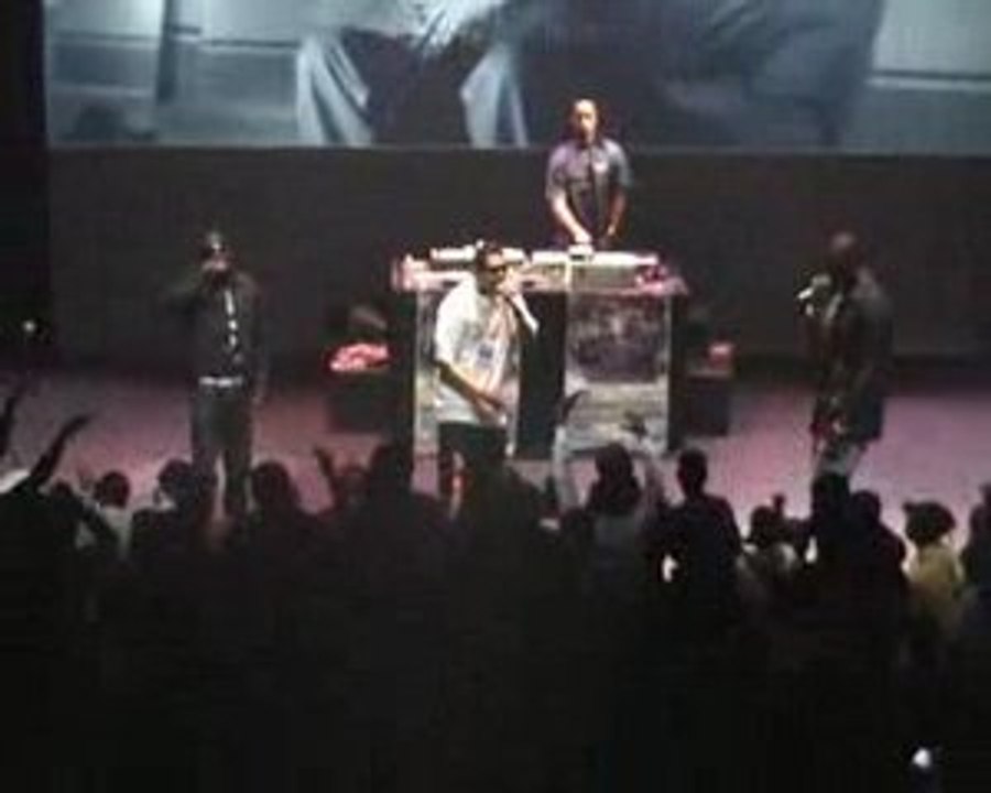 KETO EN CONCERT AVEC COKEIN ET GIZO