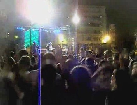 Tarbes concert de Manau place de Verdun jeudi 2 juillet 2009