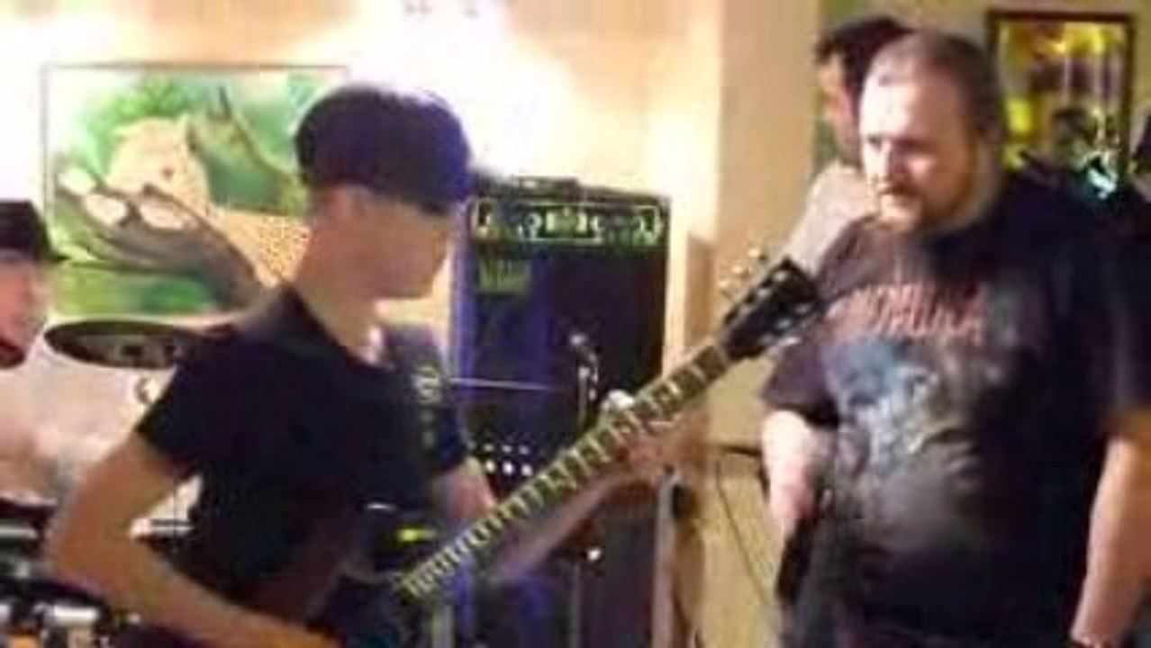 thunderstruck - fête de la musique cover par pierre