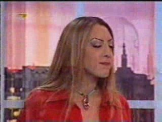 Meral Zuhal kardeşler seni beklesem parçası