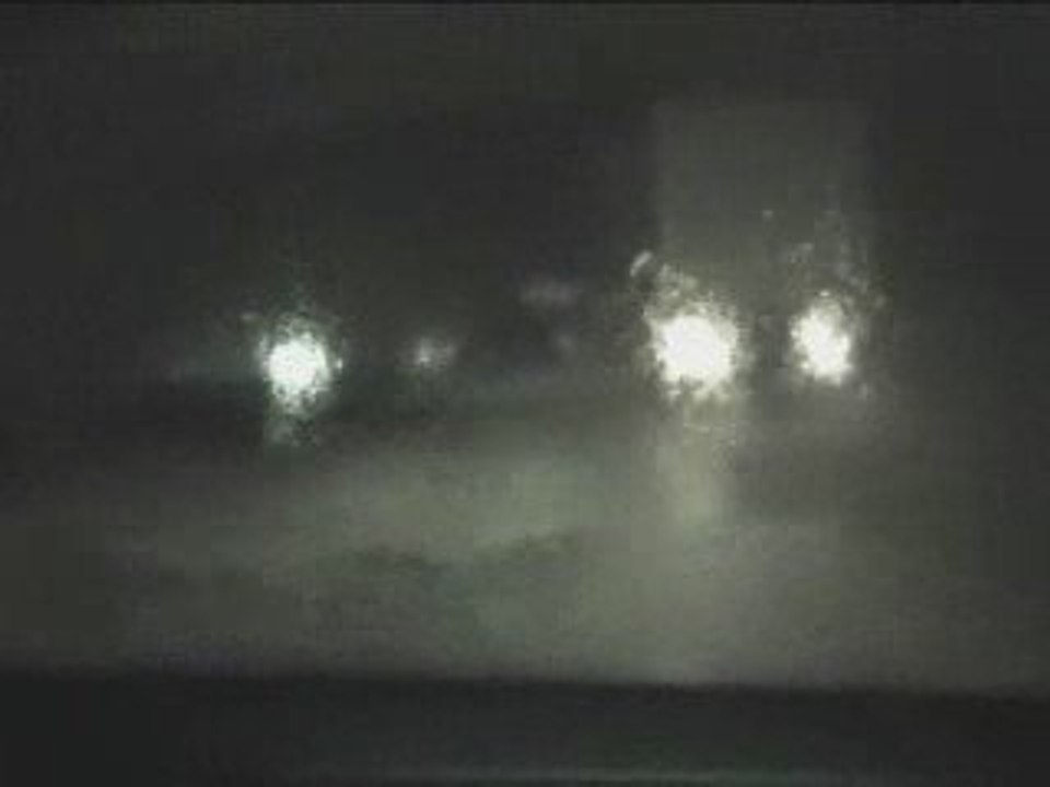 orage en voiture sur l'autoroute