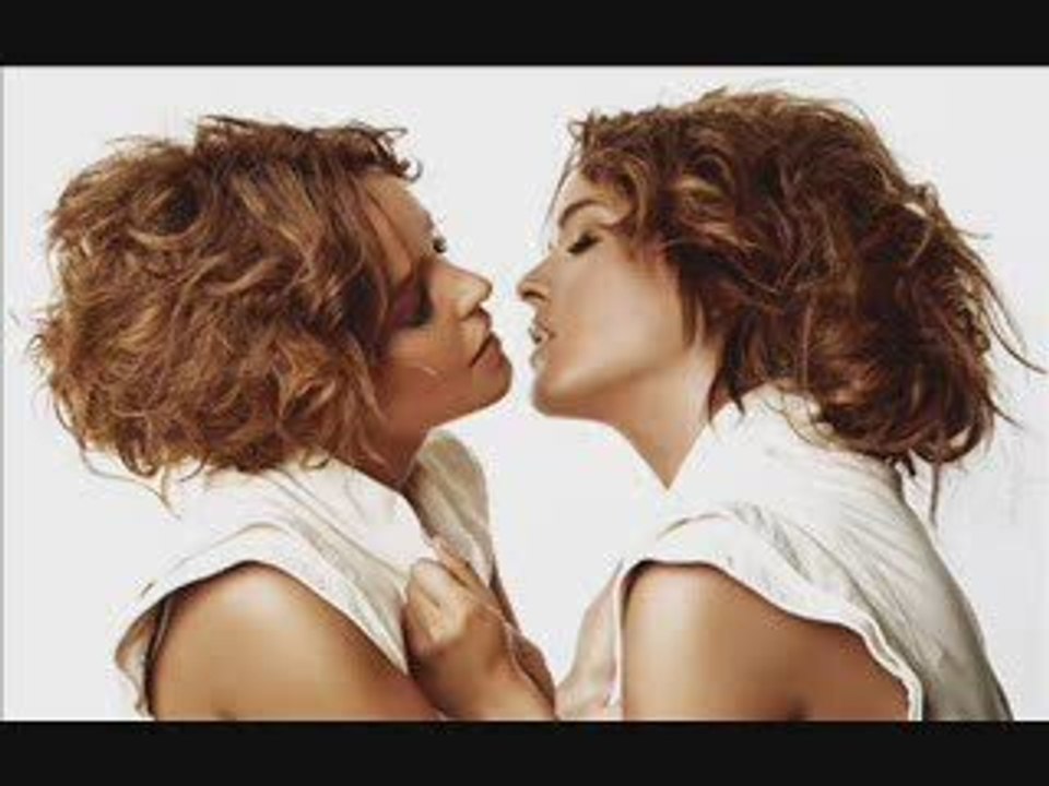 BENGÜ- iKİ mELEK(2009)