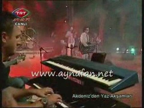 Ayna-Biz Aşkı Meleklerden Çaldık