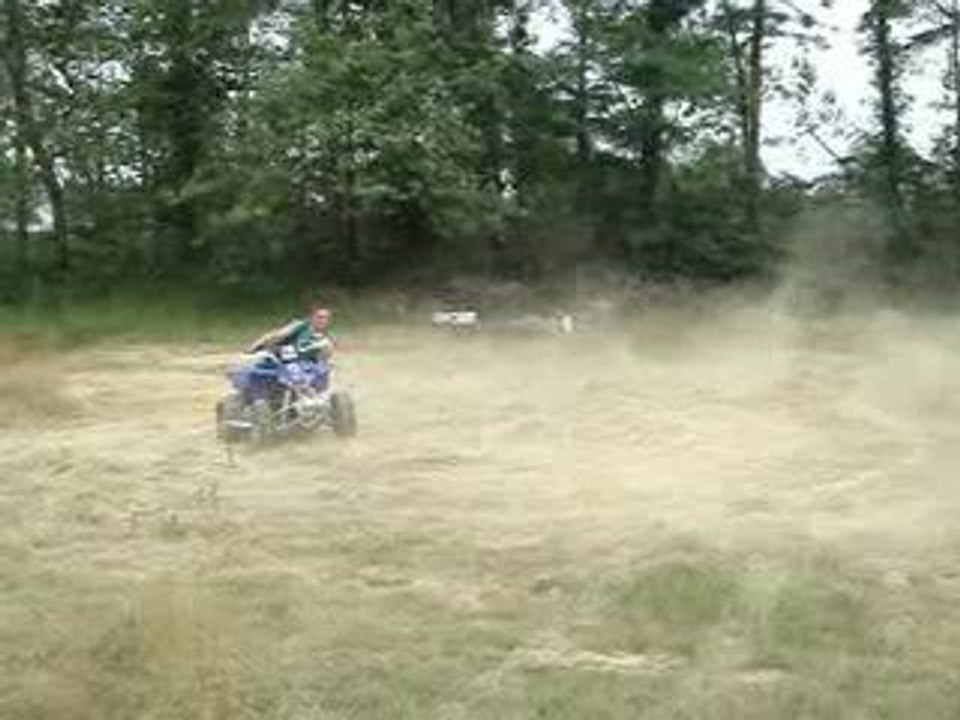 QUAD YAMAHA BLASTER SYLVER 40380 (2)