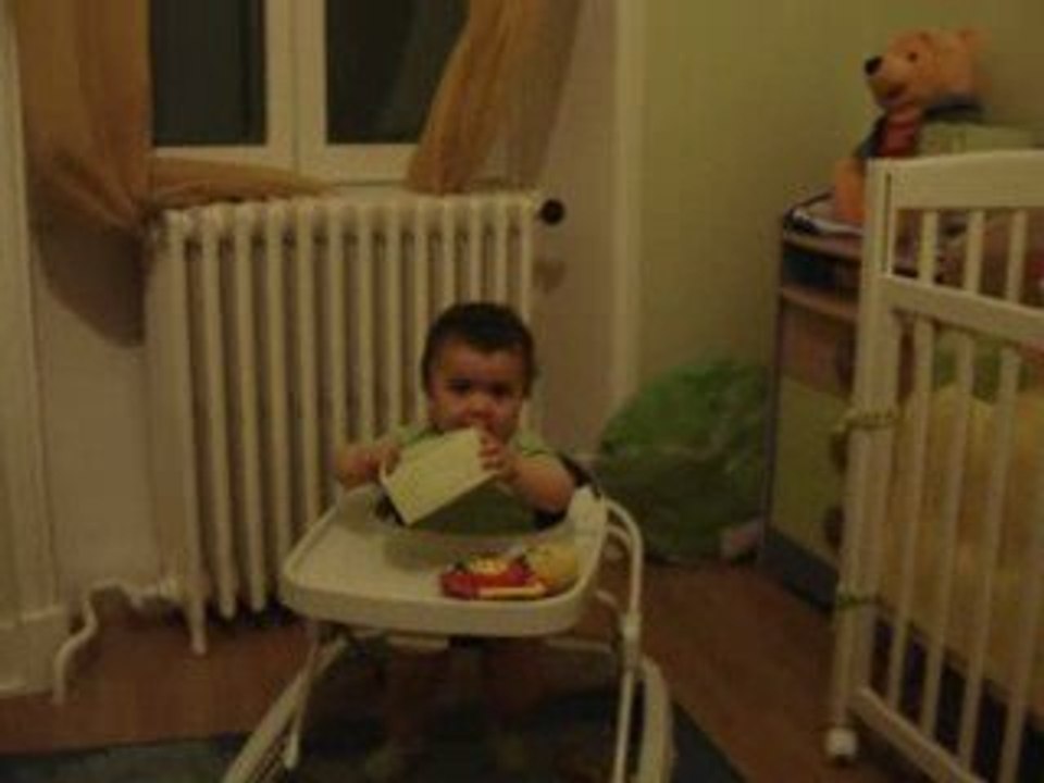 kylian qui touche a tout