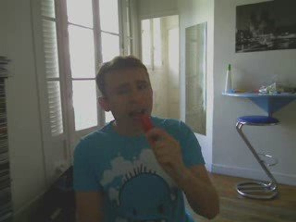 Wiwi égratigne "one love" de Bob Marley