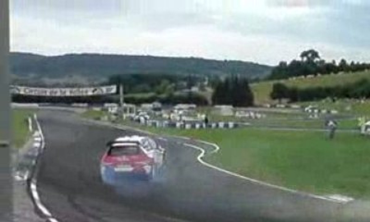 Sebastien LOEB en Drift SHOW MOTORSPORT avec la C4 WRC. 2009