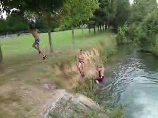 LES  fou de la cascade