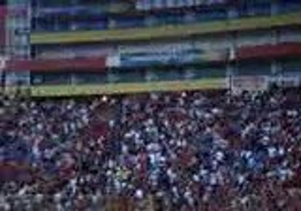 El Pueblo Unido - Estadio Cuscatlan
