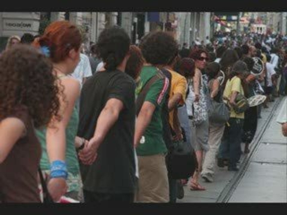 Hrant Dink Için Insan Zinciri - Kurgu: Ömer Ermiş