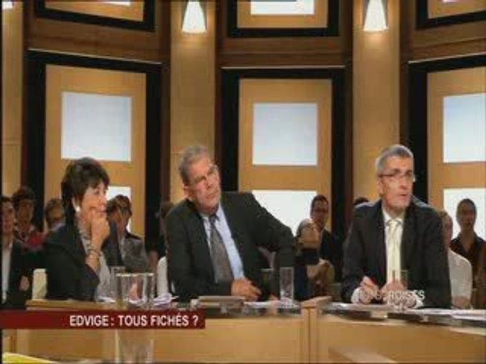 Vos Téléphones Portables Sont Des Micros Qui Dorment