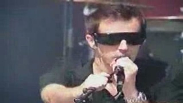 GHINZU COLD LOVE @ ARRAS MAIN SQUARE FESTIVAL 2009