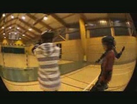 Les enfants et les Echasses Urbaines (ou Poweriser)