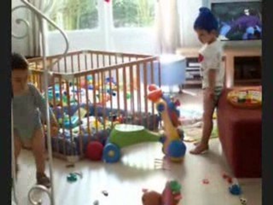 Liam et Sofian se disputent