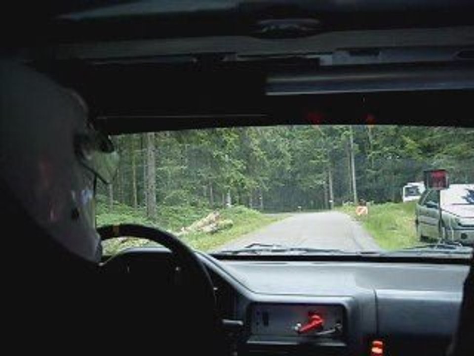 ES2 ruppéen 2009    106 XSi