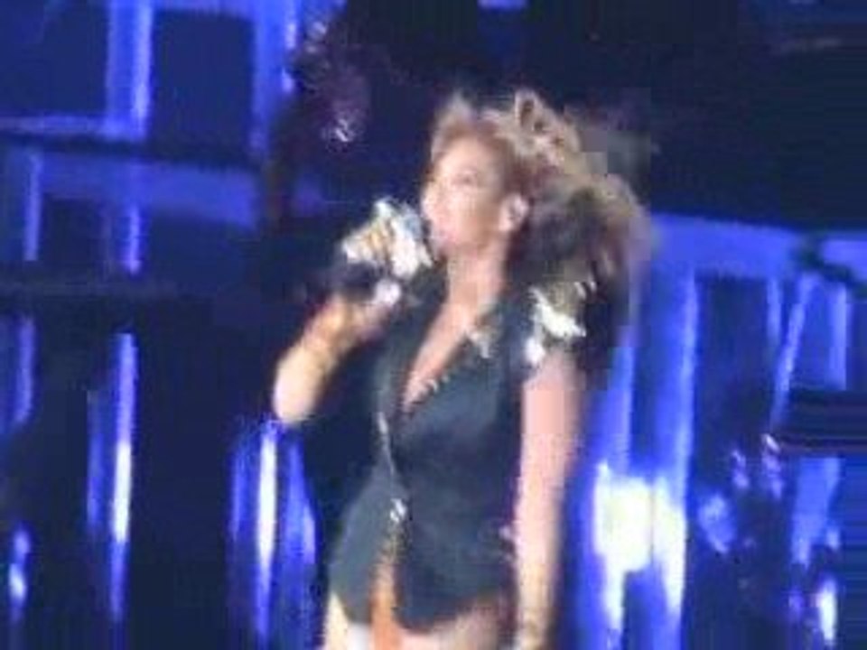 Beyonce - I Can't Help It (Tribute to Michael)
