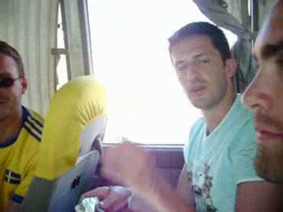 Attente dans le car