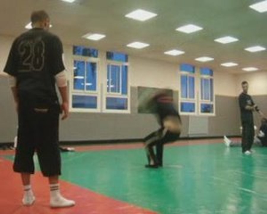 2009_TRAILER BBOY RO_ELC
