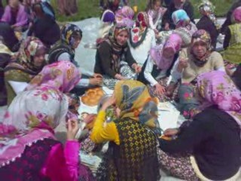 BALİKESİR KEPSUT KARACAAGAC KOYU GENCLİK 2009