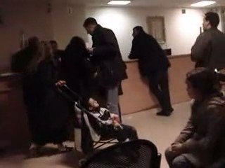 les beurs foutre leur merde au consulat d'algerie en france