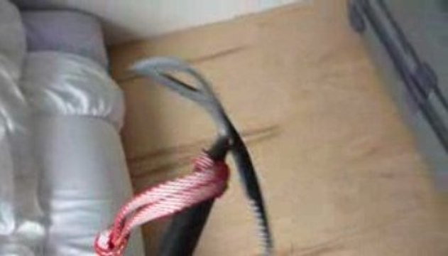 Every Hawaiian Needs An Ice Axe 090706